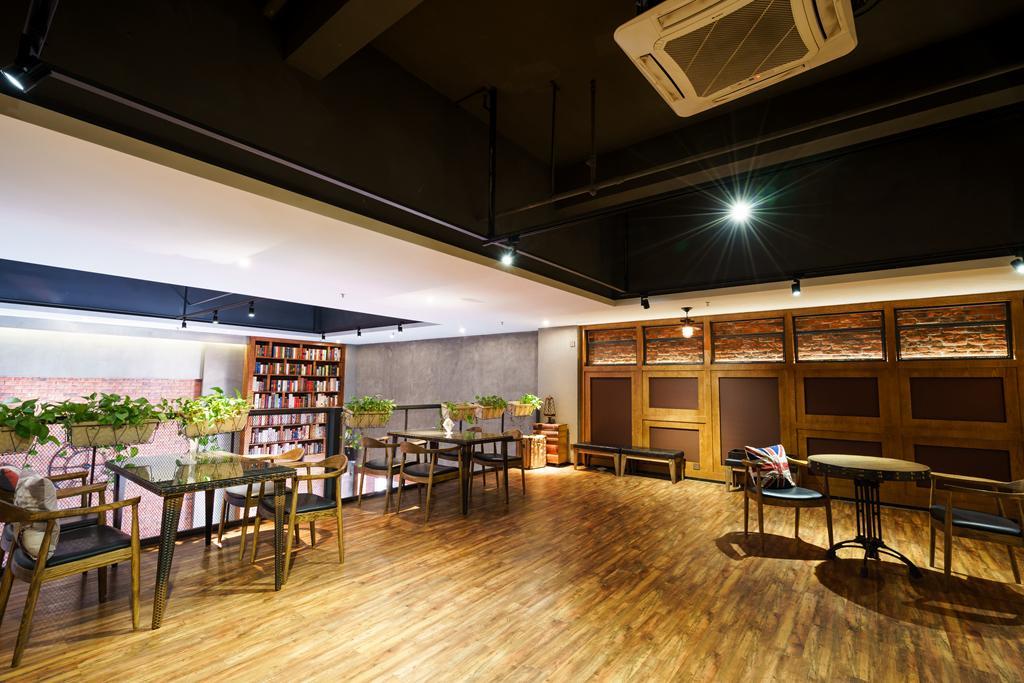 James Joyce Coffetel Hotel Guangzhou Shi Jing City Square Branch Екстер'єр фото