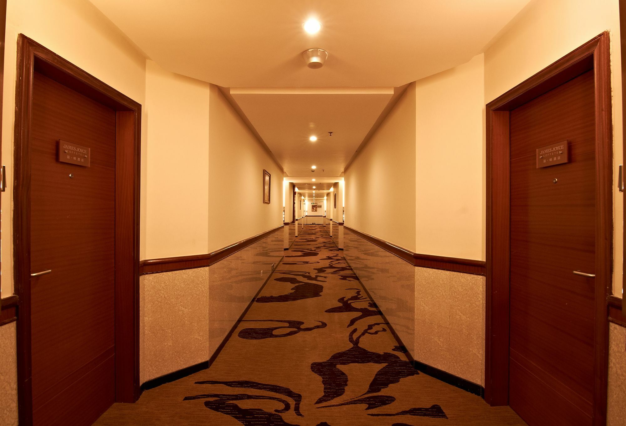 James Joyce Coffetel Hotel Guangzhou Shi Jing City Square Branch Екстер'єр фото