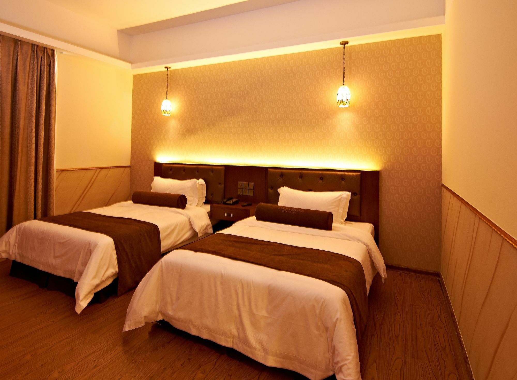 James Joyce Coffetel Hotel Guangzhou Shi Jing City Square Branch Екстер'єр фото